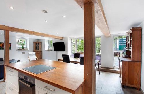 Kirchhundem Apartment | Ferienwohnung am Marienbach