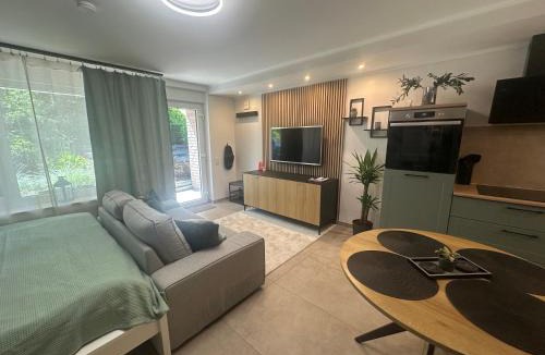 Ost Apartment | Ferienwohnung Schelsen - komplett modernisiert