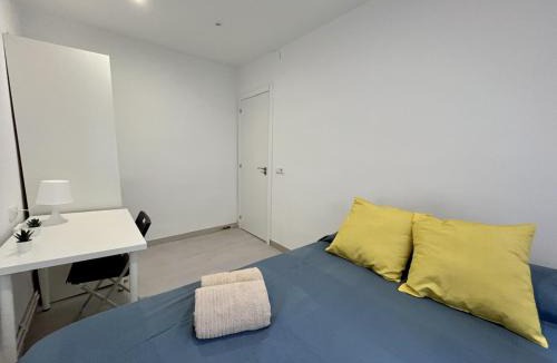 El Prat de Llobregat Apartment | Habitación privada en apartamento compartido junto al Aeropuerto y Fira Barcelona