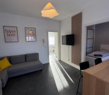 Waldhausen Apartment | Schönes Apartment für 5 Personen nahe Zentrum & Borussia Park MG77