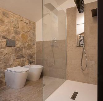 Alleghe Apartment | SnowLake Suite & Apartment