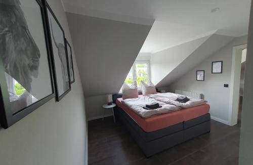 Schwerin Apartment | Neumühler Hof - moderne Ferienwohnung "Janica" mit entspannte Lage, kurze Fahrt zur Stadt mit kostenfreien Wlan und Netflix