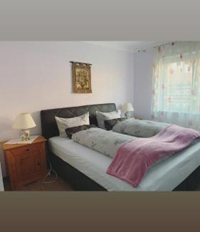 Lingen Villa | Stadtvilla Lingen zentrumsnah mit 3 Schlafzimmern, Terrasse & Parkplatz