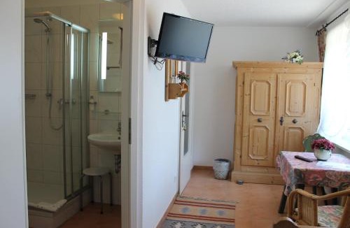 Grevenbroich House | Hotel Haus Kirsch