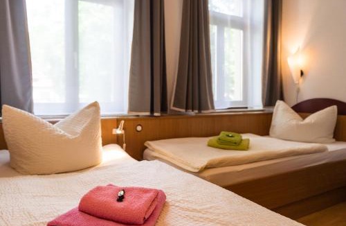 Kleinzschachwitz House | Pension an der Pillnitzer Schlossfähre
