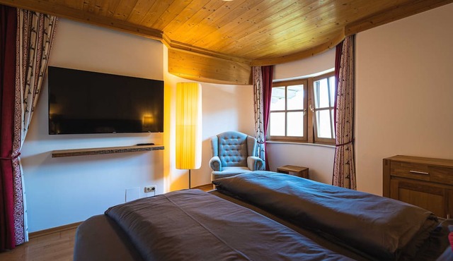 Chalet Crown of the Alps