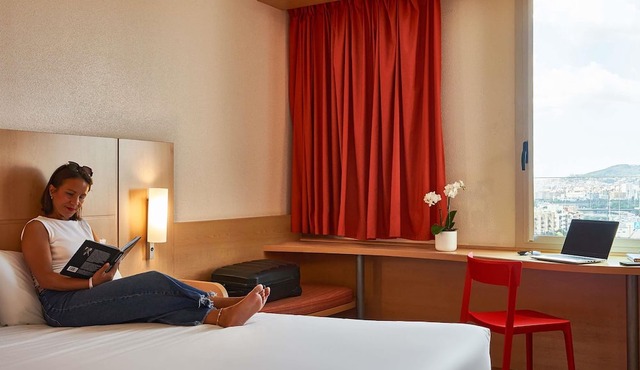 ibis Barcelona Santa Coloma