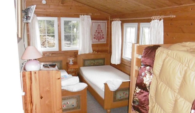 Cabin for five people