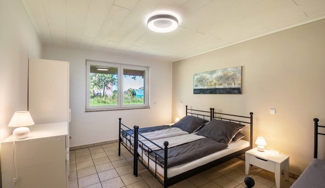 Apartment with Conservatory near Movie Park, Private Terrace, and Wi-Fi