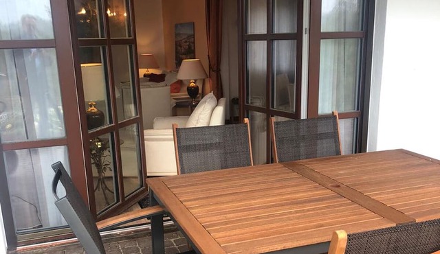 Liebevoll Eingerichtetes Ferienhaus mit Terrasse und Kamin