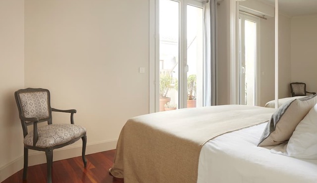 Garibay Terrace by FeelFree Rentals