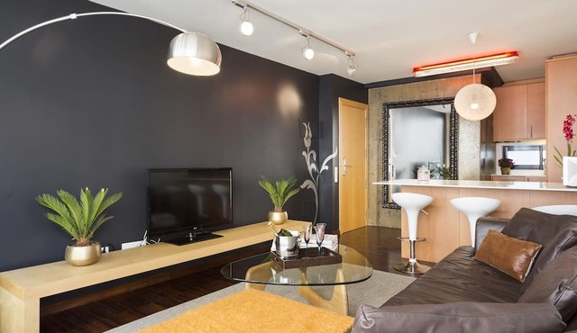 Mobile World Congress 2 rooms with Terrace and optional parking - Free WiFi