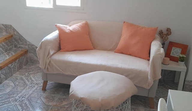 Roof Terrace - Pet - WiFi - Parking - Sleeps 4