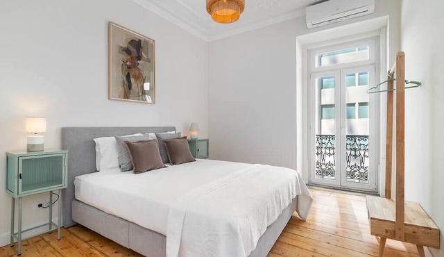 Charming Lisbon Escape with River Views