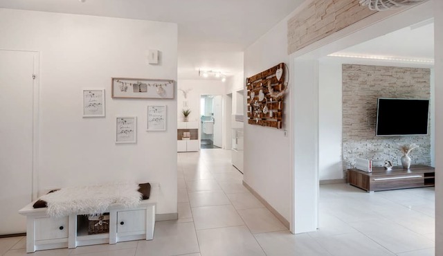 Apartment 'Wohnung Zum Naturblick Plettenberg' with Mountain View, Balcony and Wi-Fi