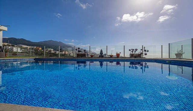 Sea View Apartment in El Paso
