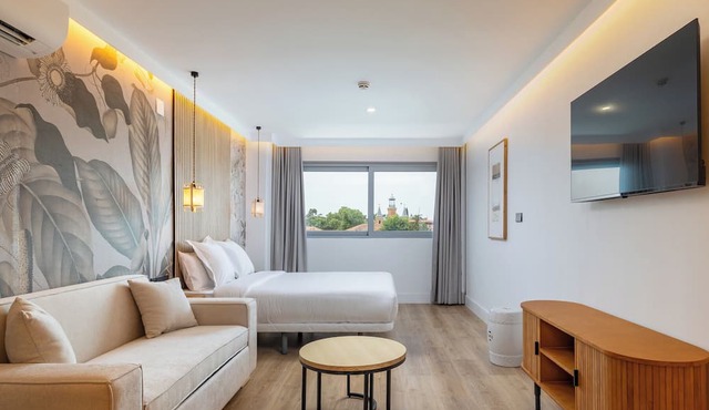 HA Aparthotel Retiro Suites