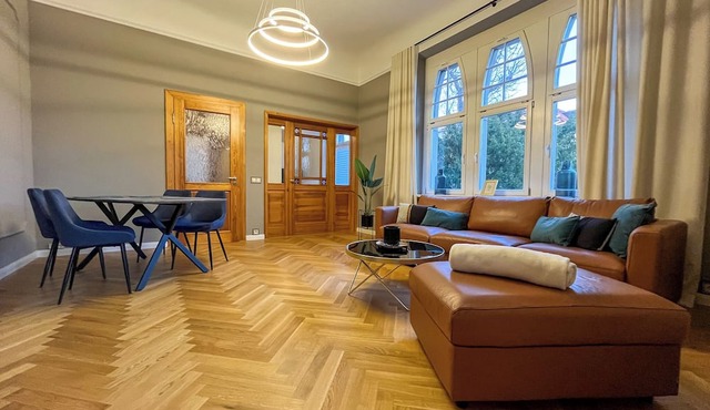 ‘Relax in the Wohnperle: your home by the Grosser Garten in Dresden!’