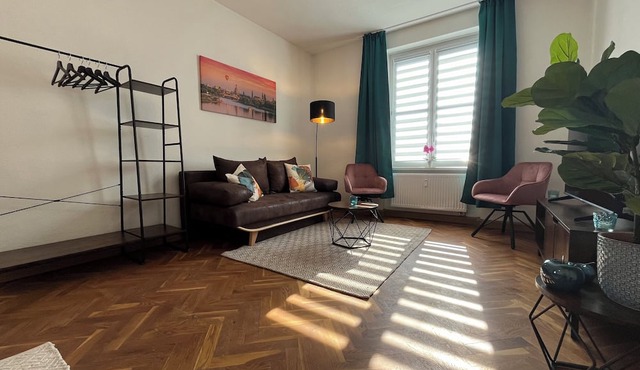 "Experience Comfort and Convenience at Wohnperle Oskar06 in Dresden!"