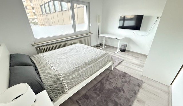 #2 Top room: central & comfortable, shared bathroom