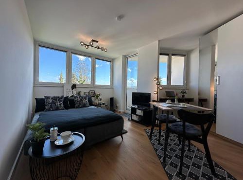Modernes Loggia-Apartment mit dezentem Bergblick in Kempten im Allgäu