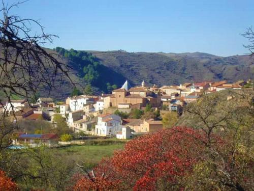 Valle Del Río Piedra People 